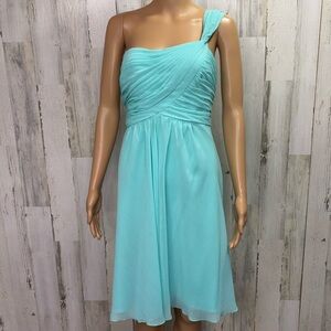 David's Bridal Short One-Shoulder Crinkle Chiffon Dress‎